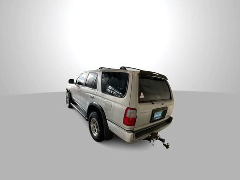 Used 1999 Toyota 4Runner SR5 RWD image 6