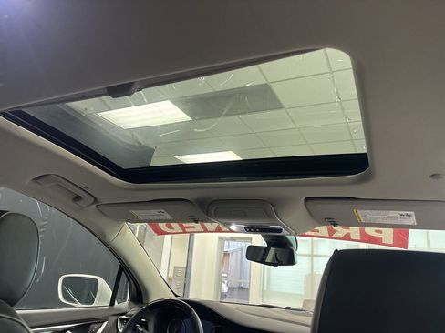 Used 2019 Buick Enclave Avenir w/ Avenir Technology Package FWD image 14