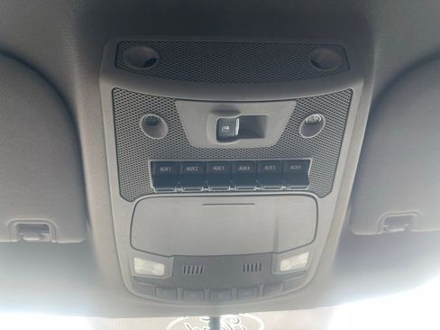 Used 2017 Ford F250 Lariat w/ Chrome Package image 29