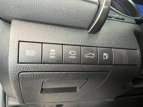Used 2018 Toyota Camry XSE w/ Driver Assist Package FWD image 28
