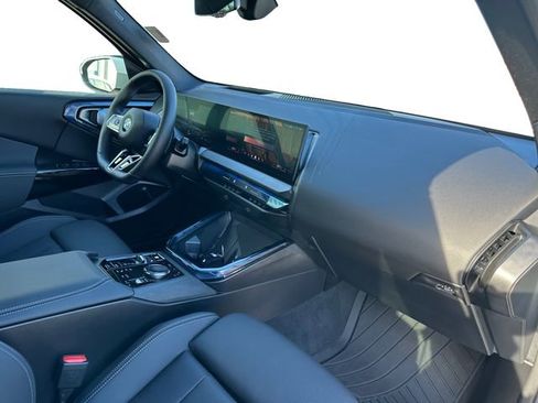 Used 2026 BMW X3 xDrive30 w/ Premium Package image 23