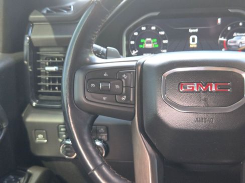 Used 2022 GMC Sierra 1500 AT4 w/ AT4 Preferred Package AWD/4WD image 19