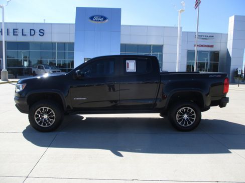 Used 2018 Chevrolet Colorado ZR2 image 2