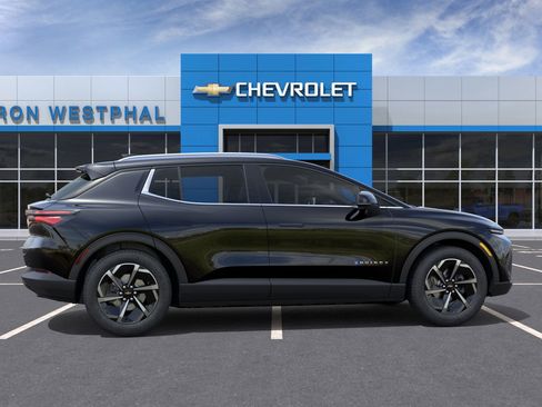 New 2026 Chevrolet Equinox EV LT image 28