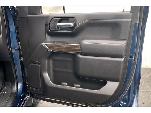 Used 2021 Chevrolet Silverado 1500 RST w/ Z71 Off-Road Package image 25