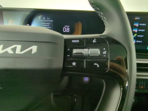 New 2026 Kia Sorento S w/ S Panoramic Sunroof Package FWD image 28