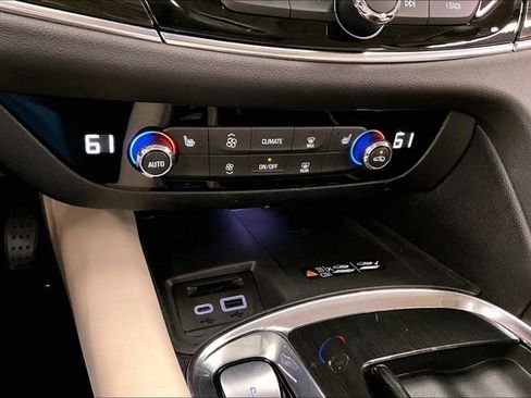 Used 2023 Buick Enclave Essence w/ Experience Buick Package FWD image 31