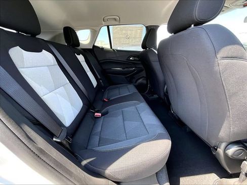 New 2026 Chevrolet Trax LS w/ LS Convenience Package FWD image 24