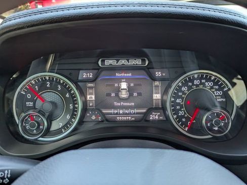 Used 2022 RAM 1500 Laramie image 29