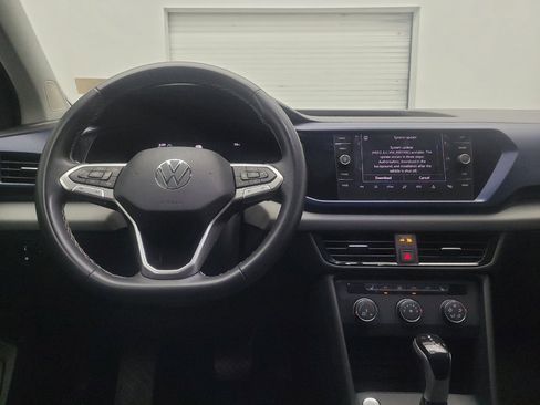 Used 2022 Volkswagen Taos SE w/ Panoramic Sunroof Package AWD/4WD image 22