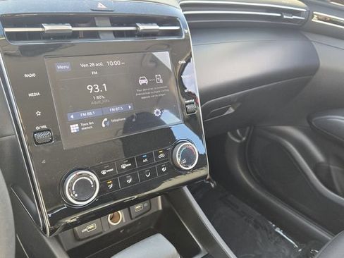 Used 2024 Hyundai Tucson SE FWD image 20