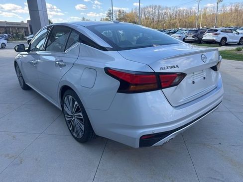 Used 2023 Nissan Altima 2.5 SL image 5