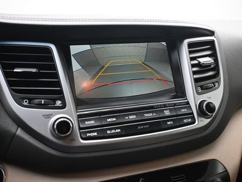 Used 2017 Hyundai Tucson SE Plus w/ Cargo Package FWD image 16