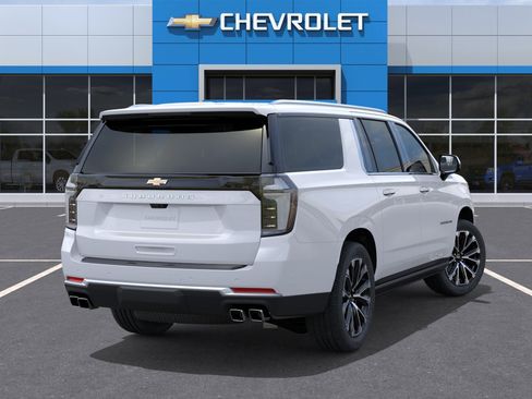New 2026 Chevrolet Suburban High Country AWD/4WD image 4