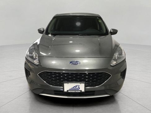 Used 2020 Ford Escape SE image 12