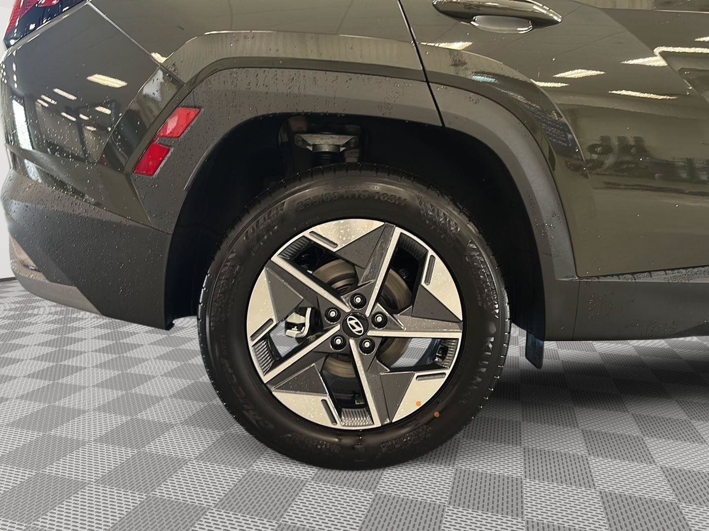 Used 2026 Hyundai Tucson SEL Plus AWD/4WD image 13