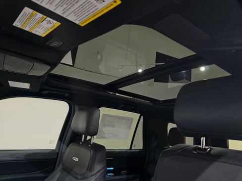 New 2025 Ford Expedition Platinum w/ Stealth Performance Package image 33