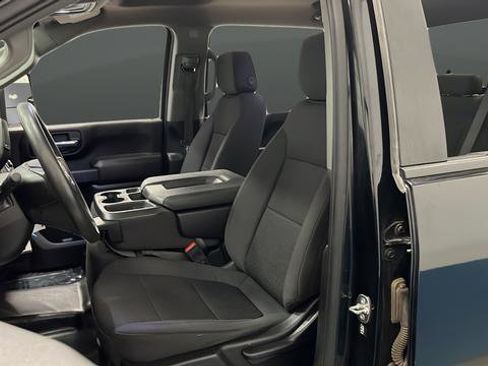 Used 2023 GMC Sierra 2500 Pro w/ Convenience Package image 9