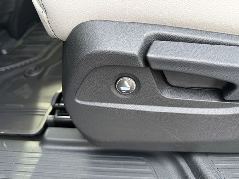 New 2026 Honda Pilot Touring image 12