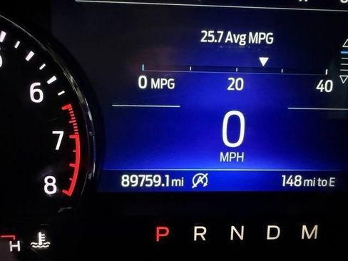 Used 2021 Ford Explorer XLT w/ Equipment Group 202A RWD image 5