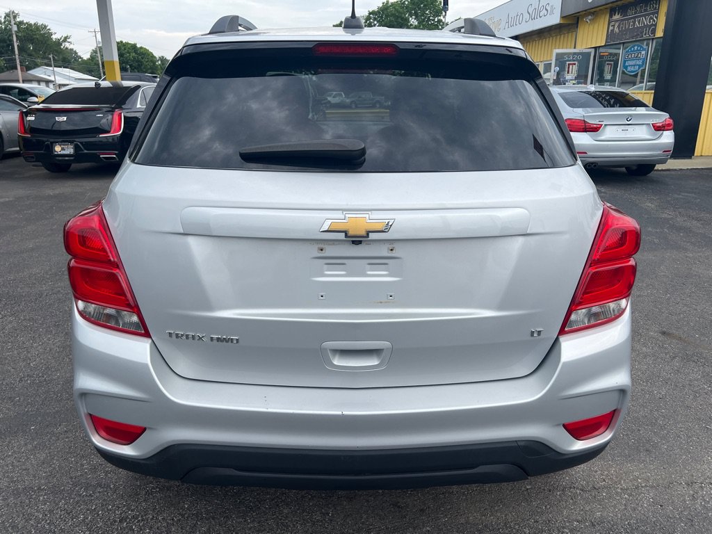 Used 2018 Chevrolet Trax LT w/ LT Convenience Package AWD/4WD image 15