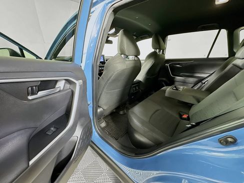 Used 2023 Toyota RAV4 SE AWD/4WD image 17