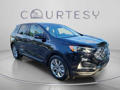 Used 2024 Ford Edge Titanium AWD/4WD image 5