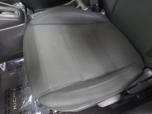 Used 2024 Nissan Kicks S FWD image 12