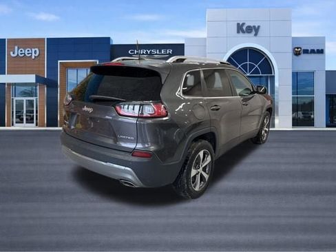 Used 2019 Jeep Cherokee Limited image 7