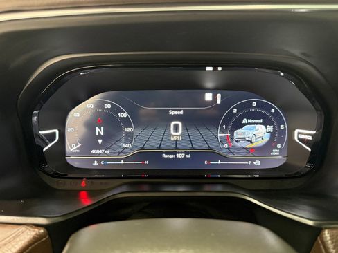 Used 2022 GMC Yukon XL Denali w/ Denali Premium Package image 17