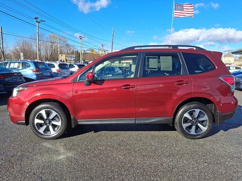 Used 2017 Subaru Forester 2.5i Premium w/ All-Weather Package image 7