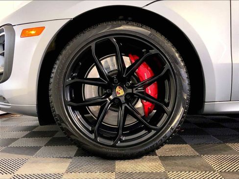 Certified 2022 Porsche Macan GTS AWD/4WD image 11