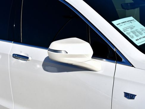 Used 2020 Cadillac XT6 Premium Luxury image 7