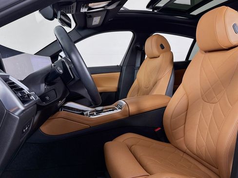 Used 2024 BMW X6 xDrive40i w/ M Sport Professional Package image 17