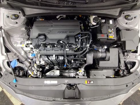 New 2026 Hyundai Elantra SEL Sport image 7