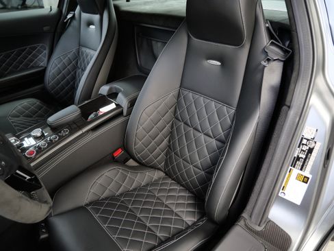 Used 2015 Mercedes-Benz SLS AMG GT Final Edition image 3