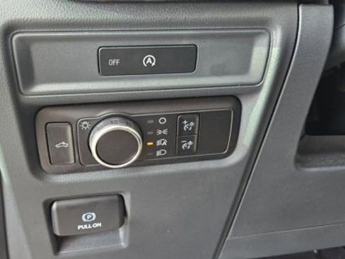 New 2025 Ford F150 XL AWD/4WD image 40
