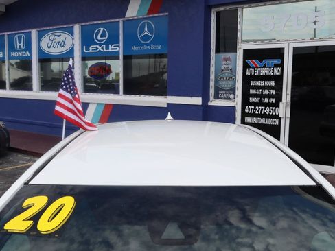Used 2020 Toyota Corolla SE FWD image 11