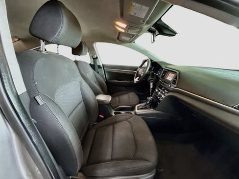 Used 2020 Hyundai Elantra SE w/ Cargo Package (C1) FWD image 20