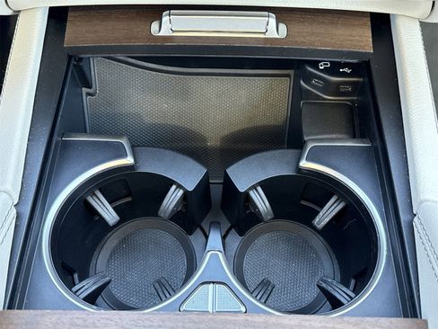 Used 2022 Mercedes-Benz GLE 350 image 24