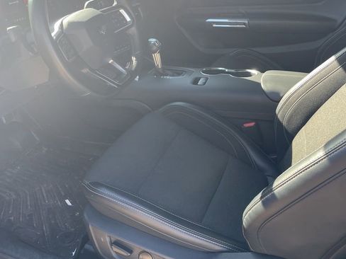 Used 2024 Ford Mustang Coupe image 9