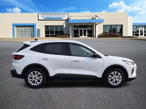 Used 2025 Ford Escape Active image 2