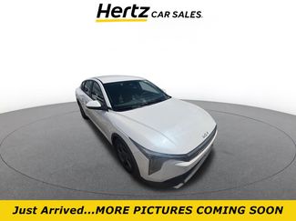 Used 2025 Kia K4 LXS video 1