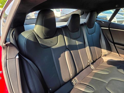 Used 2017 Tesla Model S 60 RWD image 41