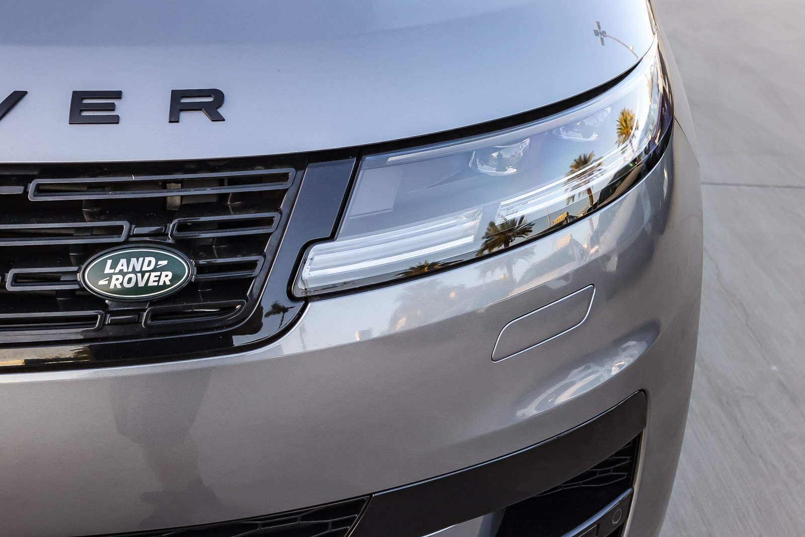 Certified 2023 Land Rover Range Rover Sport SE AWD/4WD image 12