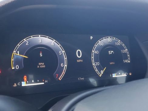 New 2025 Jeep Grand Cherokee L Altitude image 12