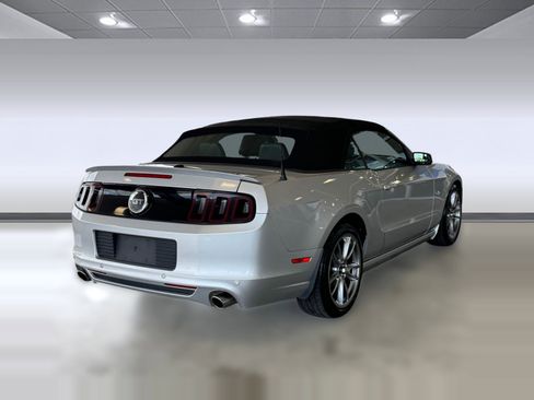 Used 2013 Ford Mustang GT Premium w/ Brembo Brake Pkg RWD image 9