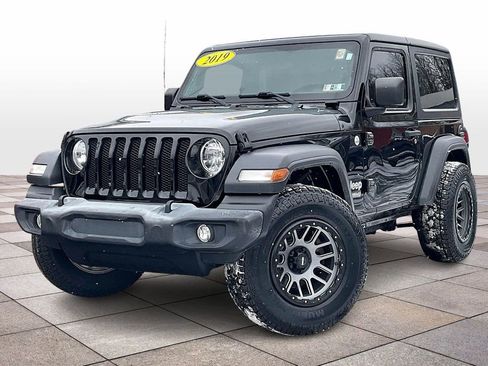 Used 2019 Jeep Wrangler Sport S image 2