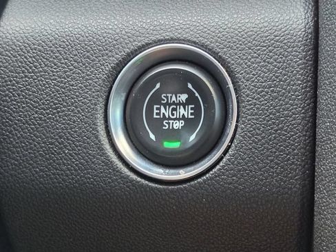 Used 2024 GMC Acadia Denali w/ Super Cruise Package FWD image 27