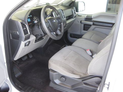 Used 2016 Ford F150 XLT RWD image 13